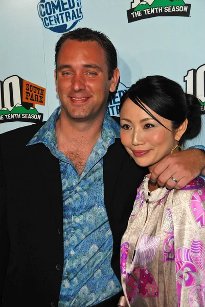 Trey Parker y su esposa Emma — Foto de Stock