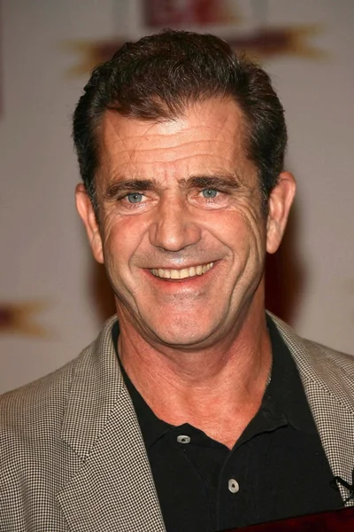 Lateinamerikanischer Unternehmerverband ehrt mel gibson — Stockfoto