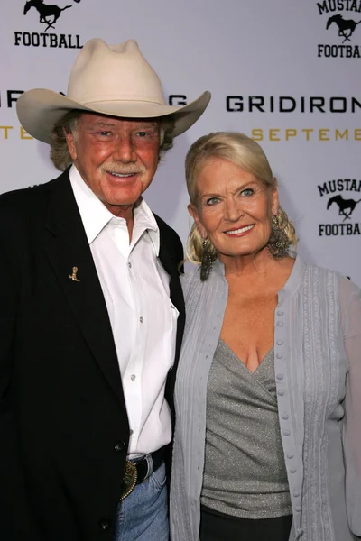 Lynn Anderson and friend — Stock Photo, Image