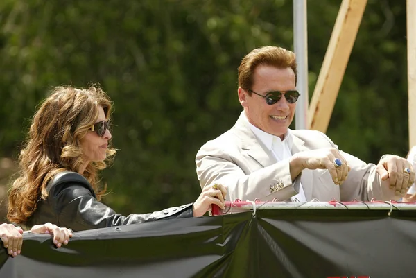 Maria shriver ve arnold schwarzenegger aile ile — Stok fotoğraf