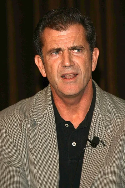 Lateinamerikanischer Unternehmerverband ehrt mel gibson — Stockfoto