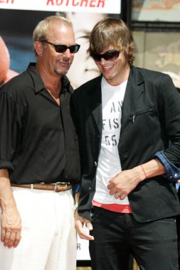 Kevin costner, el ve ayak töreni Yazdır