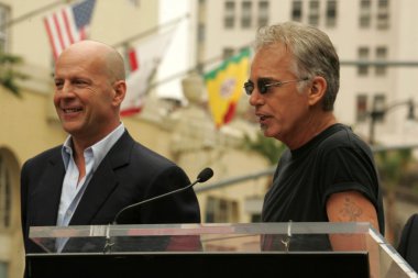 Bruce willis hollywood şöhret töreni yürümek