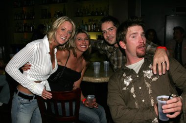 2 yıllık soğuk Heidi ve frank kalabilir yoksa gitmeliyim