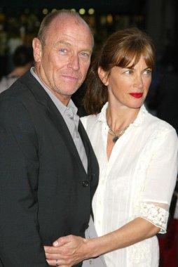 Corbin bernsen ve amanda öder
