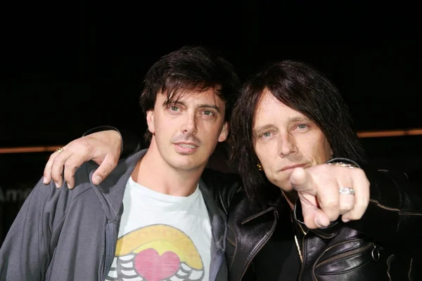 Donovan Leitch e Billy Morrison — Foto Stock