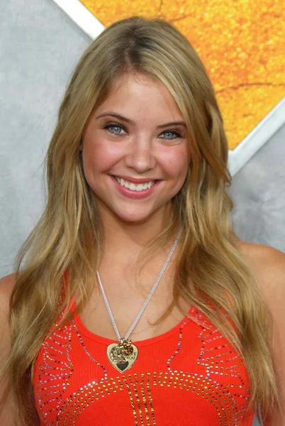 Ashley Benson — Stok fotoğraf