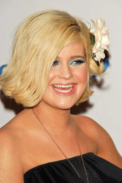 Kelly osbourne beim 13. jährlichen rennen zur auslöschung der ms-gala zugunsten der nancy davis stiftung für multiple sklerose. Jahrhundert Plaza Hotel, Jahrhundert Stadt, ca. 12-05-06 — Stockfoto