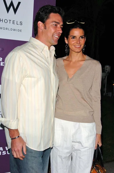 Jason Sehorn and Angie Harmon — Stock Photo, Image