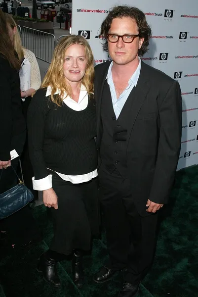 Elisabeth Shue and Davis Guggenheim — Stock Photo, Image