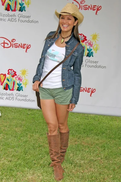 Kelly Hu at the Elizabeth Glaser Pediatric AIDS Foundation A Time For Heroes Celebrity Carnival, Wadsworth Theater, Westwood, CA 06-11-06 — Stock Photo, Image