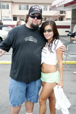 büyük tad newcomb, katherine thom