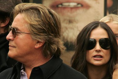 Bruce willis hollywood şöhret töreni yürümek