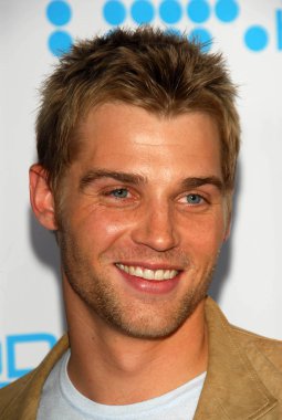 Mike Vogel