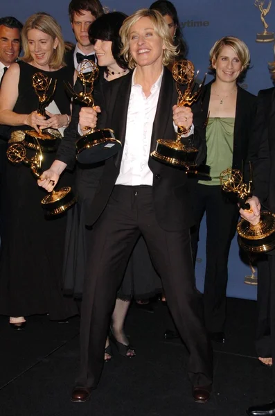 La 33ª Sala de Prensa Anual de los Premios Emmy Diurnos —  Fotos de Stock