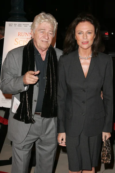 Seymour Cassel and Jacqueline Bisset — Stock Photo, Image