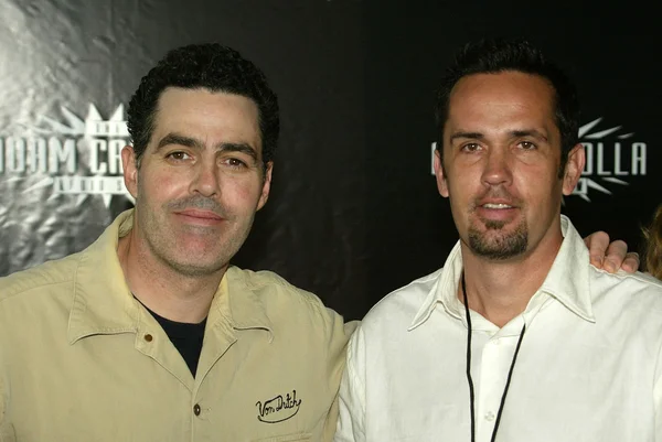 Adam carolla und die Gäste der adam carolla Radioshow treffen sich und grüßen. Geisterbar, Palmenhotel, Las Vegas, nv. 09-03-06 — Stockfoto