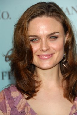 Tiffany ve co frank gehry premiere koleksiyonu başlatılmasına yardımcı