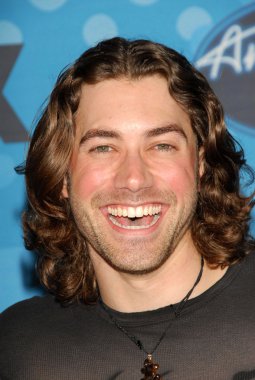 kutlama üstünde 12 Amerikan idol finalist için ACE genç. Astra Batı, west hollywood, ca. 03-09-06