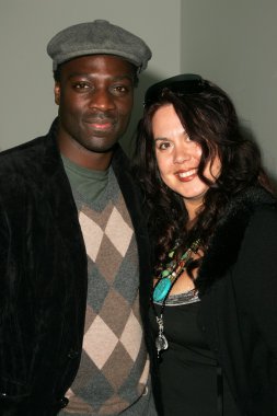 showtime tarzı 2006 ikinci gün, Adewale akinnuoye-agbaje ve fileena bahris. Luxe hotel, beverly hills, ca. 01-15-06