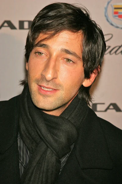 Adrien brody bei der chrom-couture-feier des luxus mit enthüllung der cadillac escalade 2007, rodeo drive, beverly hills, ca 11-09-05 — Stockfoto