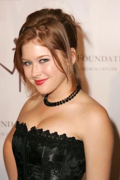 Renee Olstead — Stockfoto