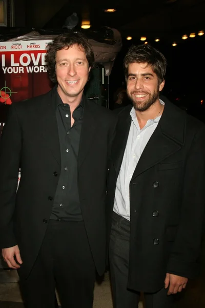 Adrian Butchart and Adam Goldberg at the premiere of I Love Your Work. Laemmle Fairfax Theatre, Los Angeles, CA. 10-17-05 — Stock Photo, Image