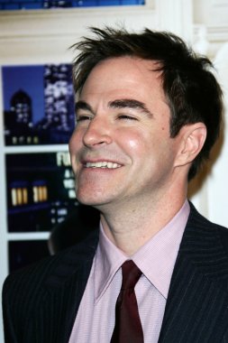 Roger Bart