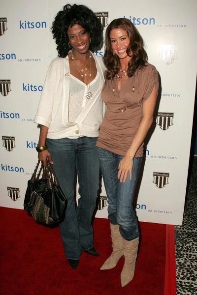 Shondrella Avery e Shannon Elizabeth — Foto Stock