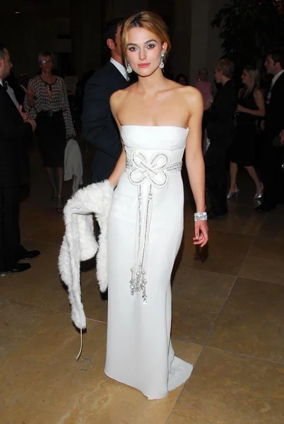 Kiera Knightley en Focus Features NBC Universal Golden Globe After Party (en inglés). Beverly Hilton Hotel, Beverly Hills, CA 16-01-06 —  Fotos de Stock