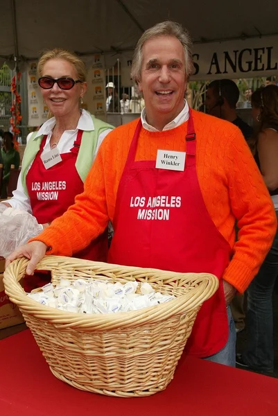 Los angeles mission thanksgiving måltid — Stockfoto