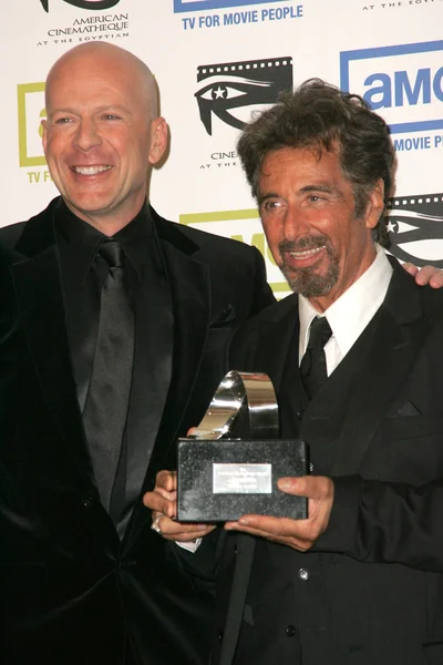 Bruce willis und al pacino — Stockfoto