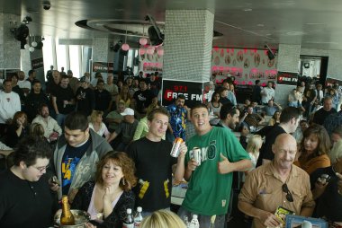 ayaz heidi ve frank radyo programında casino morongo istila