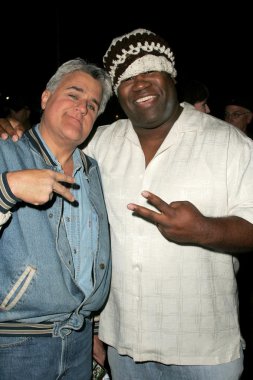 Kasırga Rölyef Müzayede yararlanarak çocuklar Kaydet