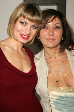Rena riffel ve cristiana seferliğine