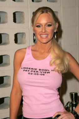 Katie lohmann galasında yeni bir şey. Cinerama kubbesi, hollywood, ca 01-24-06