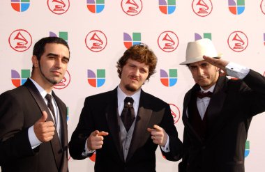 6 yıllık latin grammy Ödülleri