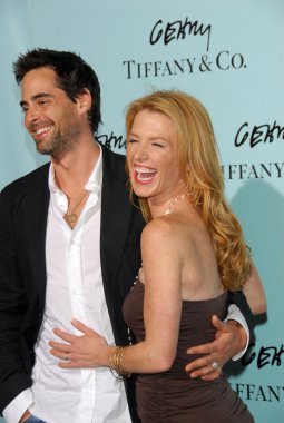 Tiffany ve co frank gehry premiere koleksiyonu başlatılmasına yardımcı