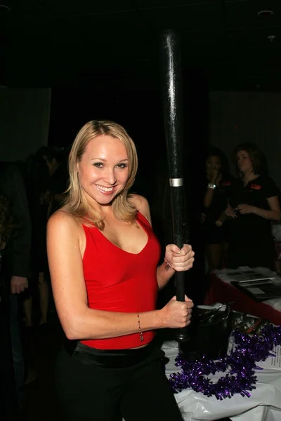 Alana Curry and auction item at the 1st Annual Holiday Hooters Concert benefiting the Haven Hills Battered Women and Childrens Shelter, Xes, Hollywood, CA 12-07-05 — стоковое фото