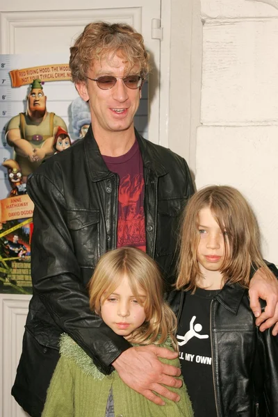 Andy avec son fils Jacob et sa fille Meg — Photo