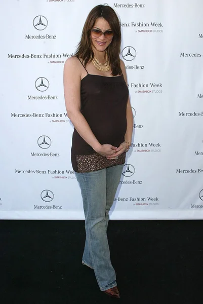 Queda Mercedes-Benz 2006 L.A. (em inglês) Fashion Week Dia 3 Chegadas — Fotografia de Stock
