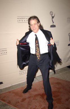 Richard Lewis