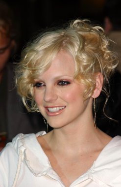Anna Faris
