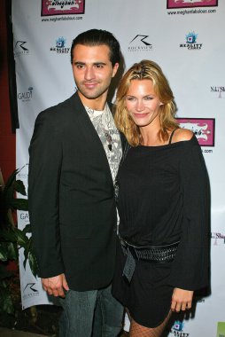 Meghan moda hafta şal parti