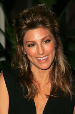 Jennifer Esposito