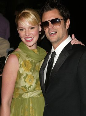Katherine heigl ve johnny knoxville zil galasında. Yönetmenler Birliği, los angeles, ca. 12-14-05