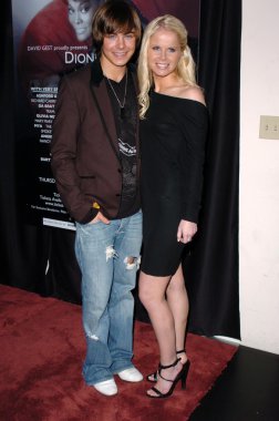 zac efron ve kristal AVI