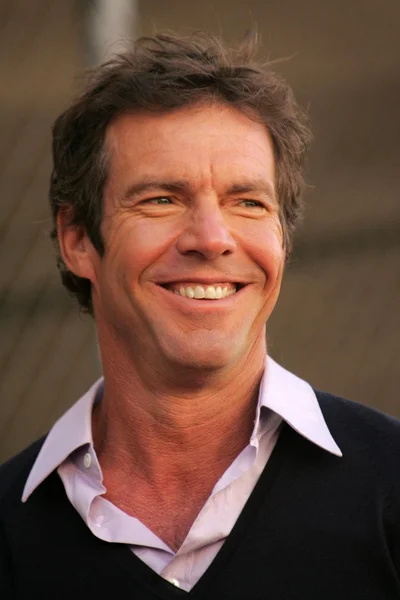 Dennis quaid chůze slávu obřadu — Stock fotografie