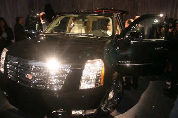 "Chrome Couture" 2007 Cadillac Escalade Unveiling — Stock Photo, Image