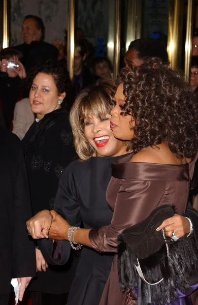 Tina turner och oprah winfrey — Stockfoto